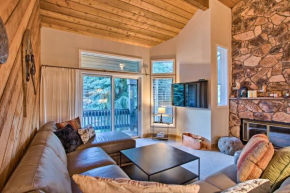 Cozy Mtn Condo with Hot Tub Access, Walk to Slopes!